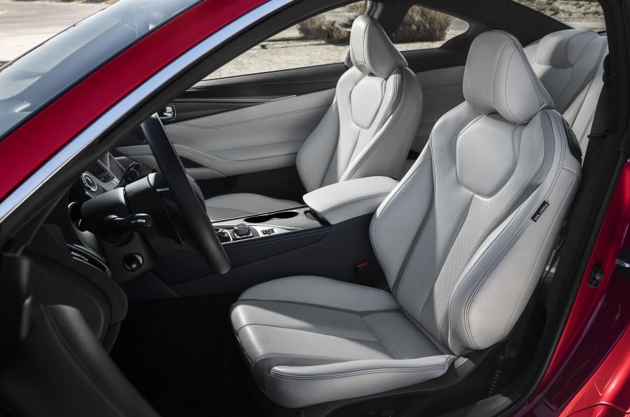 Интерьер Infiniti Q60S 3.0t (CV37) 2016 года  (NA) (фото 9 из 56)